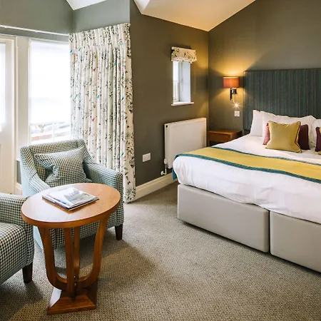 Lindeth Howe Hotel 4*