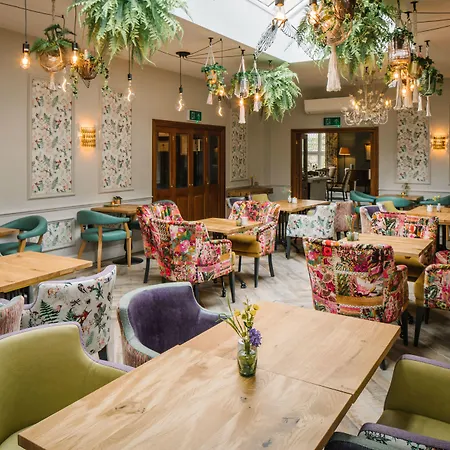 Lindeth Howe Отель 4*