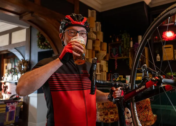 ليندث هاو 4*