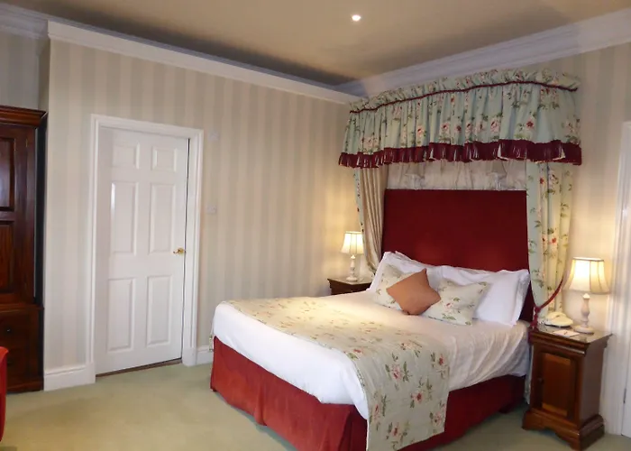 ليندث هاو 4*