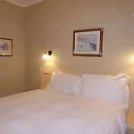 ليندث هاو فندق