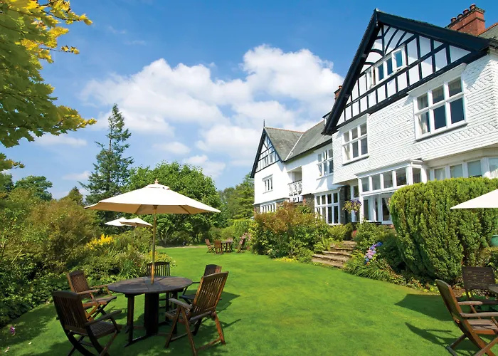 فندق ليندث هاو ويندرمير