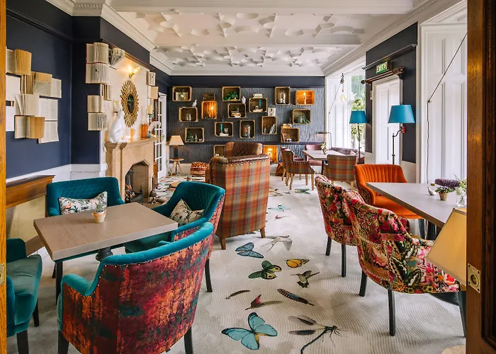 ليندث هاو 4*